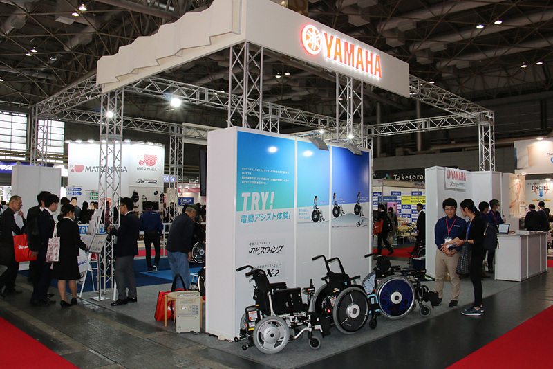 3号館の402小間にあるヤマハブース