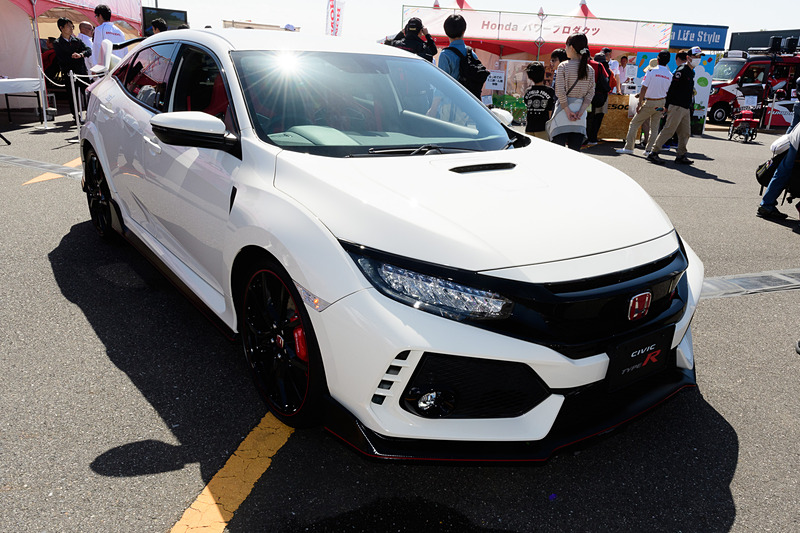 展示されている「シビック TypeR」