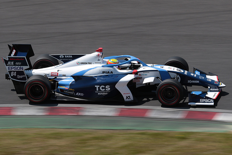 2位はアレックス・パロウ選手（64号車 TCS NAKAJIMA RACING SF19）。NAKAJIMA RACINGは1-2