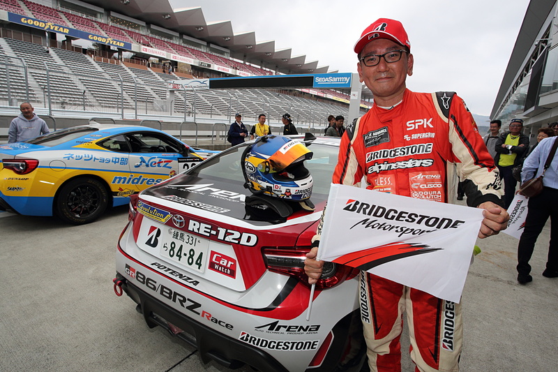 第2戦 富士スピードウェイでの優勝を喜ぶ橋本洋平選手