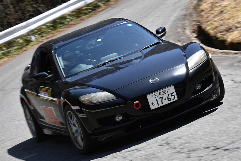 ノービスBクラス（排気量2800cc以下）は竹下陽介選手（ゼッケン43 TOOLBOX BRIG RX-8/5分53秒1）がクラス優勝