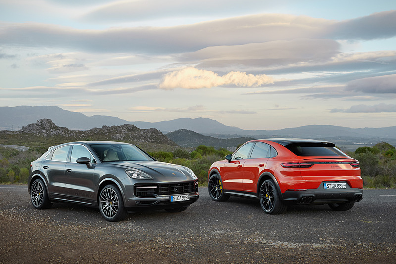 第3世代の「カイエンクーペ」「カイエンターボクーペ」