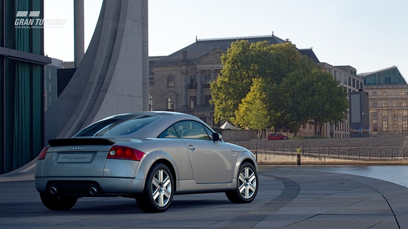 アウディ TT Coupe 3.2 quattro '03（N200）