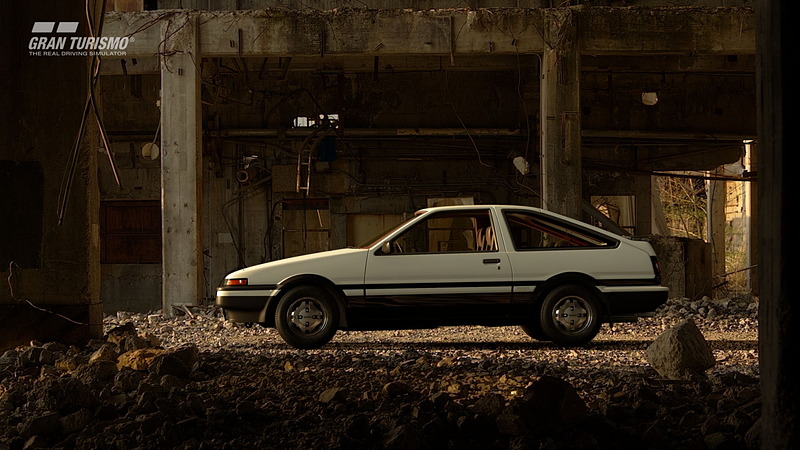 トヨタ スプリンタートレノ 3door 1600GT APEX（AE86）'83（N100）