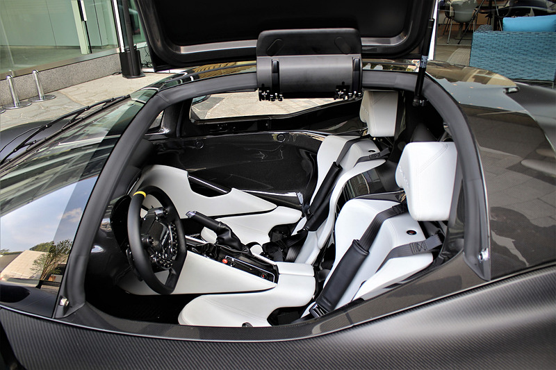 2シーター仕様のインテリア