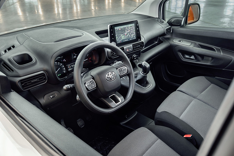 PROACE CITY VANの車内（ショートボディ）