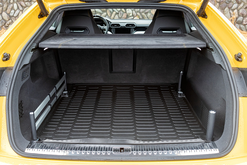 ラゲッジスペースはかなり広い