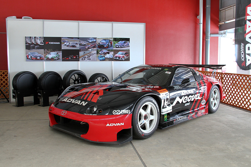 JGTC（全日本GT選手権）参戦車両の「ADVANスープラ」