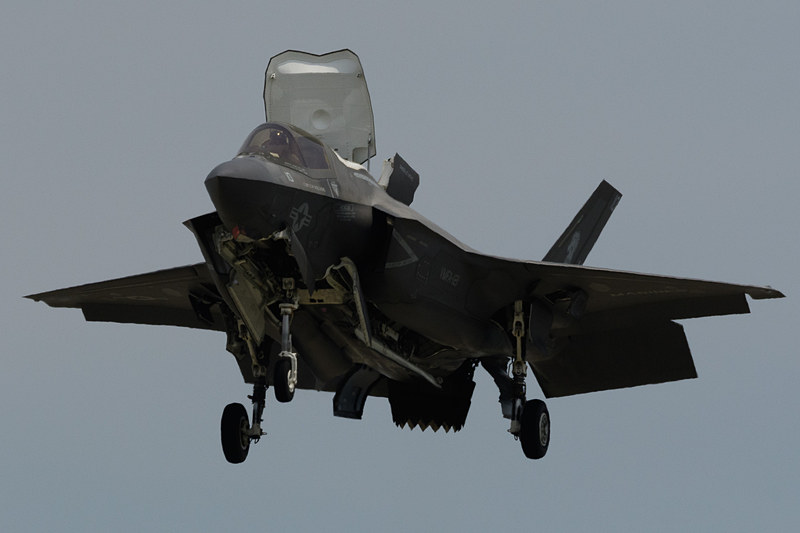 ホバリングしたので「写真で見る」風に