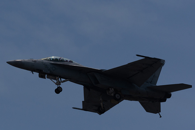 岩国基地は海が近く湿度が高いためか、ヴェイパーが発生することが多い