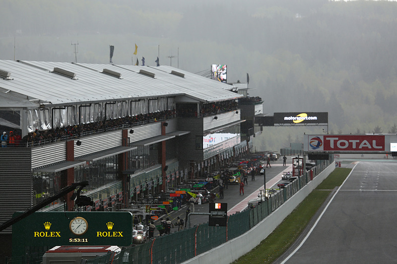 ウェットに激変する天気