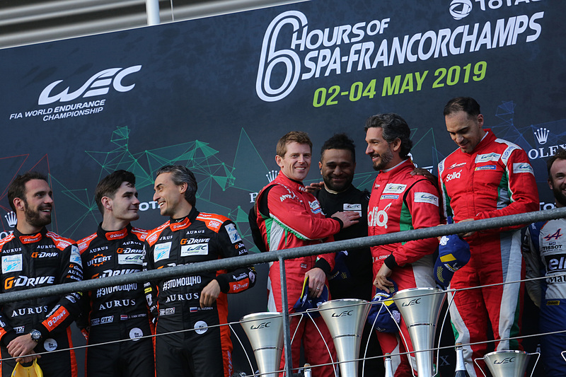 初優勝したアンソニー・デビッドソンの喜びの表彰台