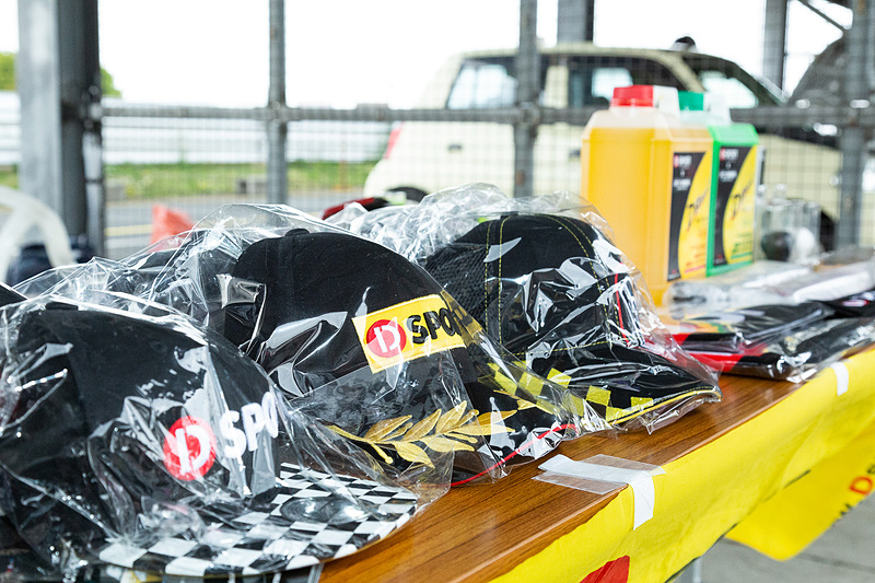 D-SPORTブースではイベント限定のグッズ等も販売