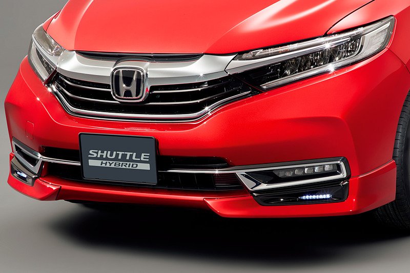 LEDビームライト装着の「ロアスカート」