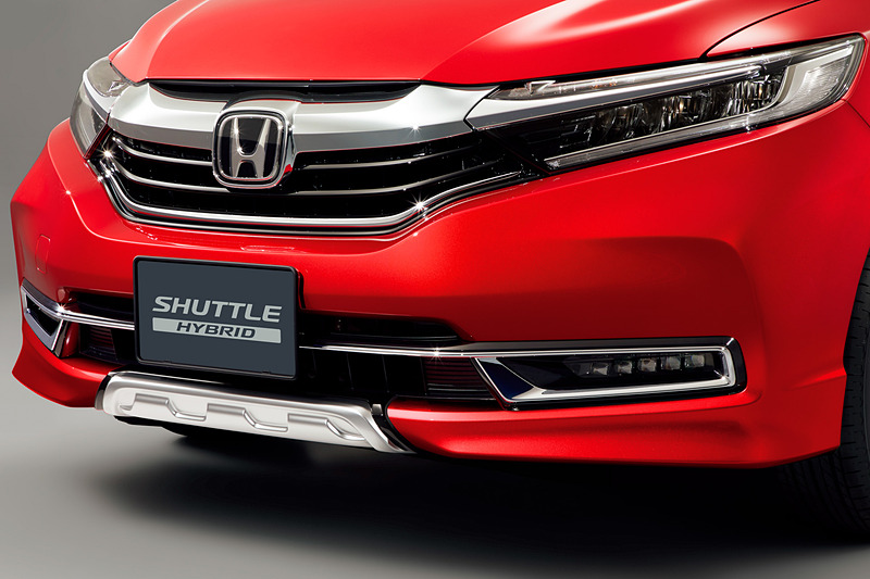 フロント用の「ロアガーニッシュ」