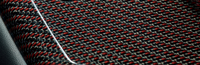 レッドカーボンのオーナメントパネル