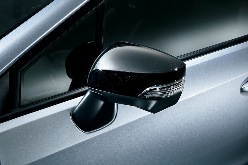 主なSTI Sport装備