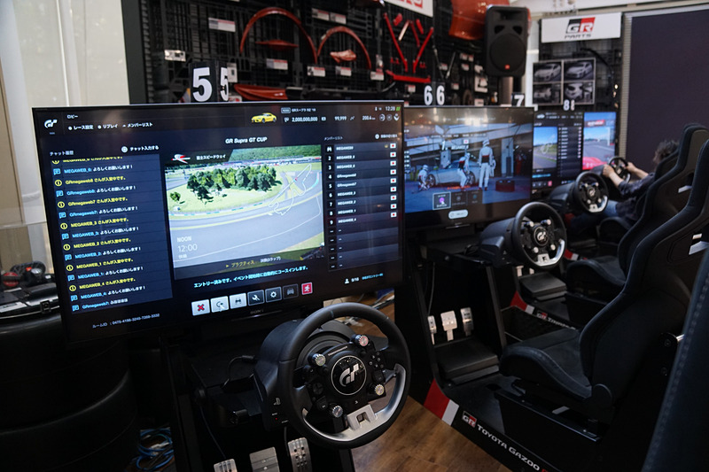 e-Motor Sportsブース