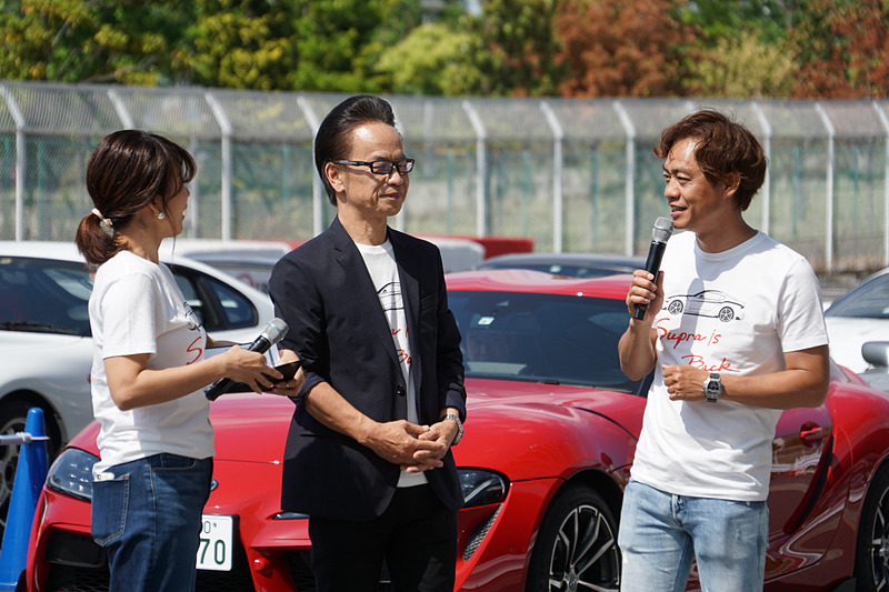 トヨタ自動車株式会社 副社長でGAZOO Racing Company Presidentの友山茂樹氏（中央）