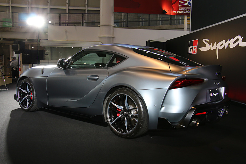 RZのボディサイズは4380×1865×1290mm（全長×全幅×全高）でホイールベースは2470mm。車両重量は1520kg