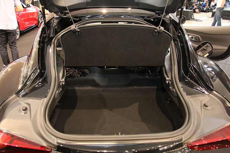 ラゲッジスペース容量は290L（VDA法）