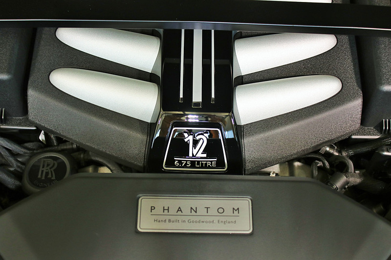 ファントム・エクステンデッド・ホイールベース