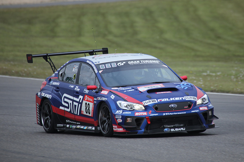 路面コンディションが変化していくなか、SUBARU WRX STIはタイヤテストも行ないながら走行を続け、ノートラブルで予選レースを走破した