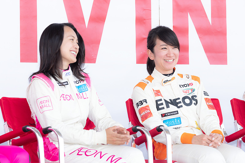 ステージで行なわれたKYOJOドライバーのトークショー