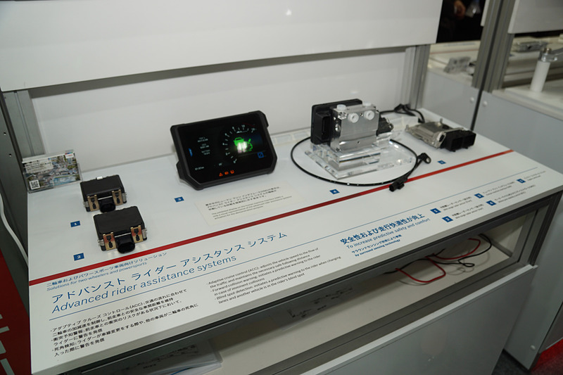 2輪車向け安全運転支援システム（アドバンスト ライダー アシスタンス システム）