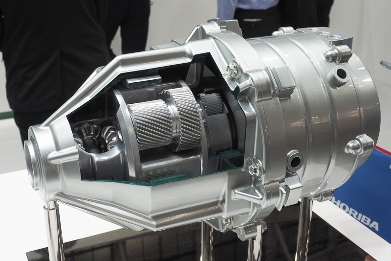 電動車両用「e-Axle」（同軸）