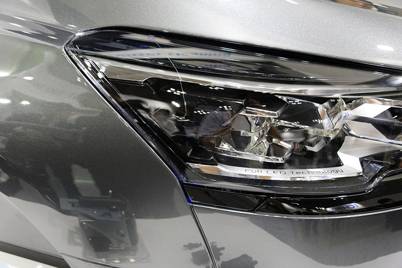 中央下部に見える黒い部分がクリーニングに用いられるモジュール