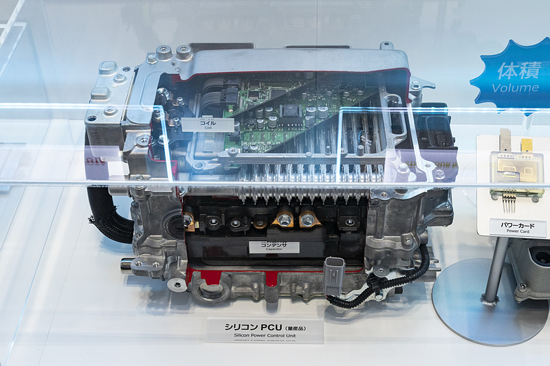 SiC半導体による燃費向上と小型化