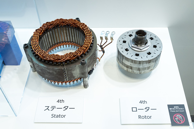 ネオジムの使用量を減らした新型磁石。2分の1程度まで減らしても高い保持力を維持可能