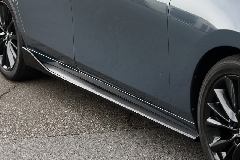 サイドアンダースカート