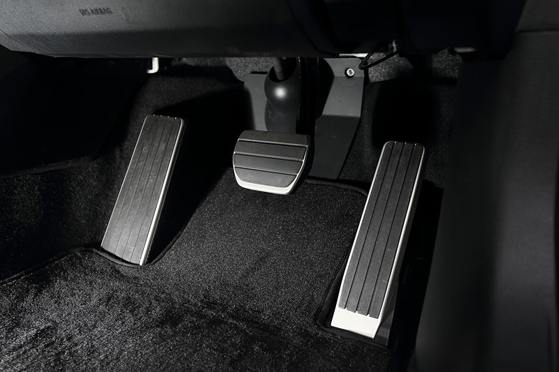 スポーツペダル