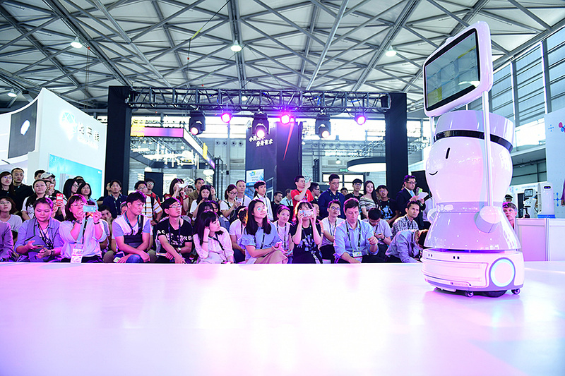 AIを活用したロボットのデモ