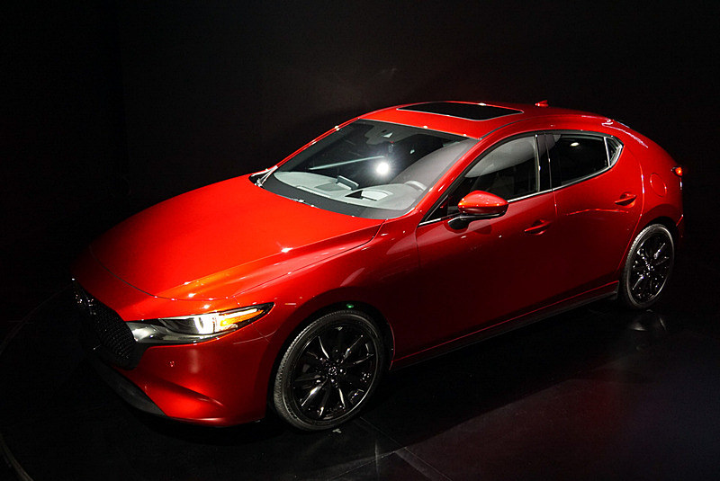 新型「Mazda3」のハッチバック