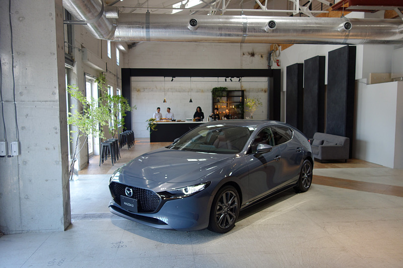 新色「ポリメタルグレーメタリック」（ファストバック専用）