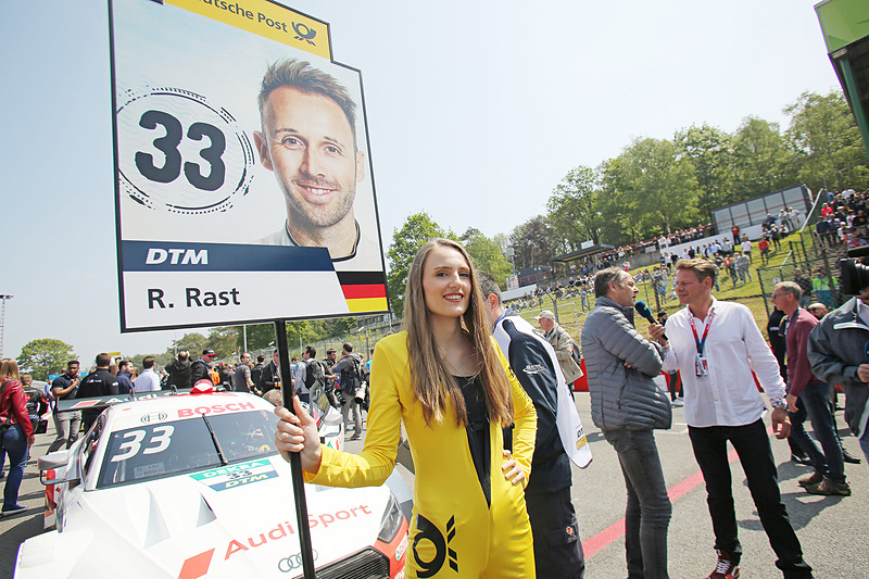 2番グリッドはレネ・ラスト（No.33）