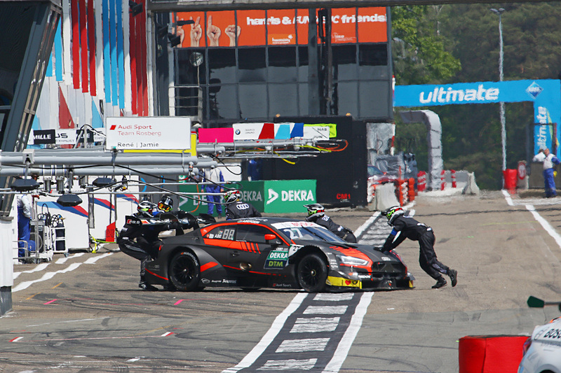 27周目、ジョナサン・アベルデイン（No.27）、レネ・ラスト（No.33）がリタイア