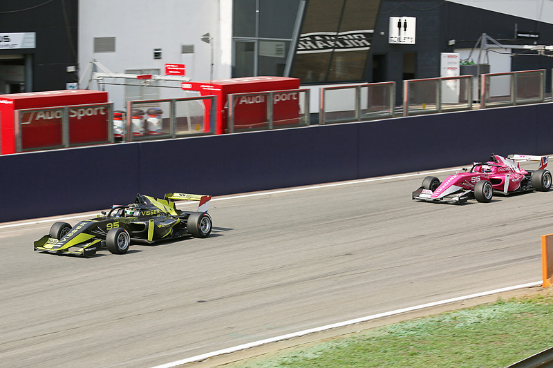 スタートでトップをとるベーツク・ビセー