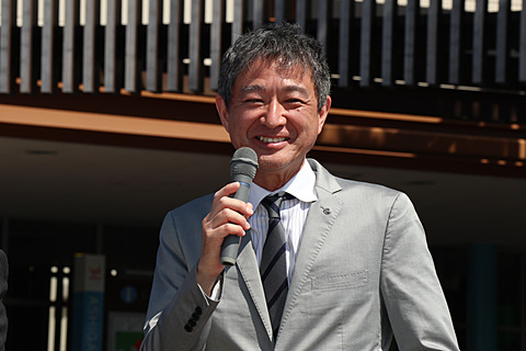 GT-R＆フェアレディZ」と「東名高速」50周年コラボ試乗会。日産 田村
