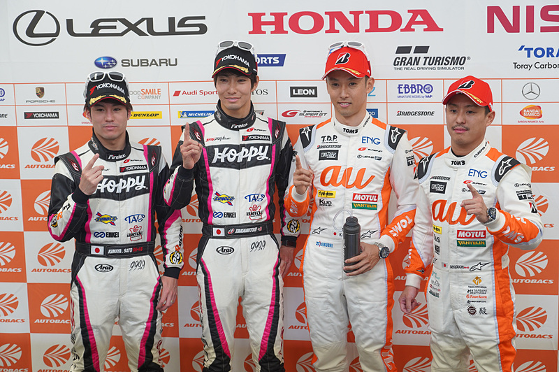 ポールポジション記者会見。左から、松井孝允選手、佐藤公哉選手、中嶋一貴選手、関口雄飛選手