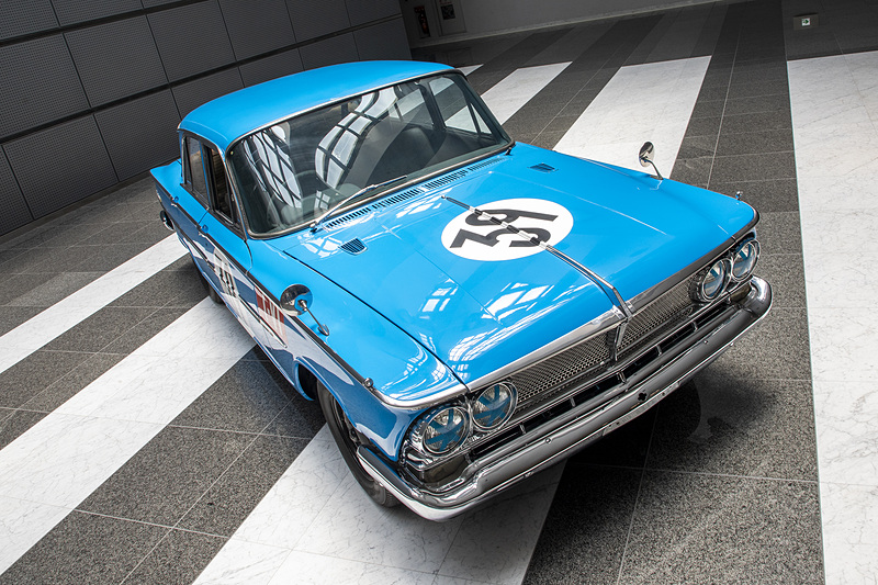 1964年式「プリンス グロリア スーパー6 第2回日本GP T-VIレース仕様車（レプリカ）」が2019年のレストア車両に選ばれた
