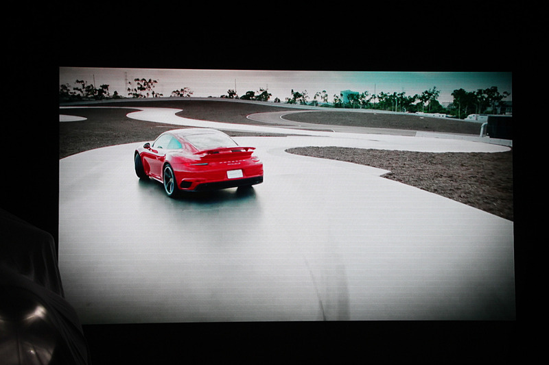 ポルシェエクスペリエンスセンターの紹介