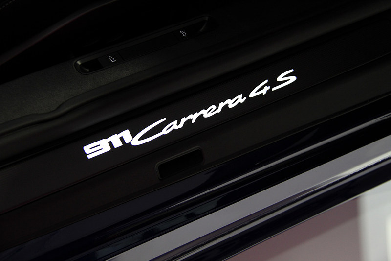 911 カレラ 4Sのインテリア