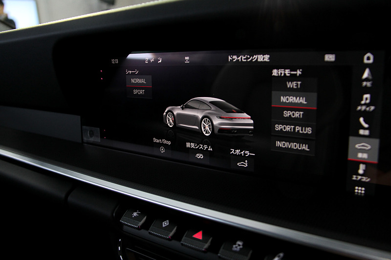 911 カレラ 4Sのインテリア