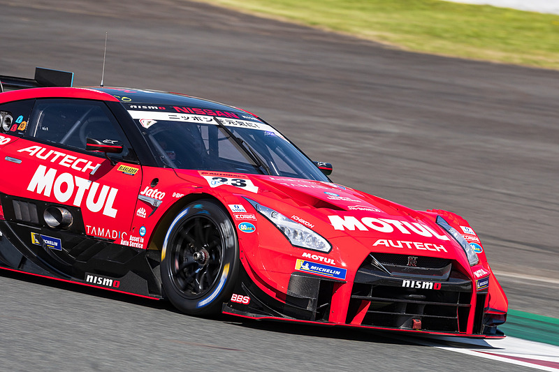 ミシュランを装着する23号車 MOTUL AUTECH GT-R