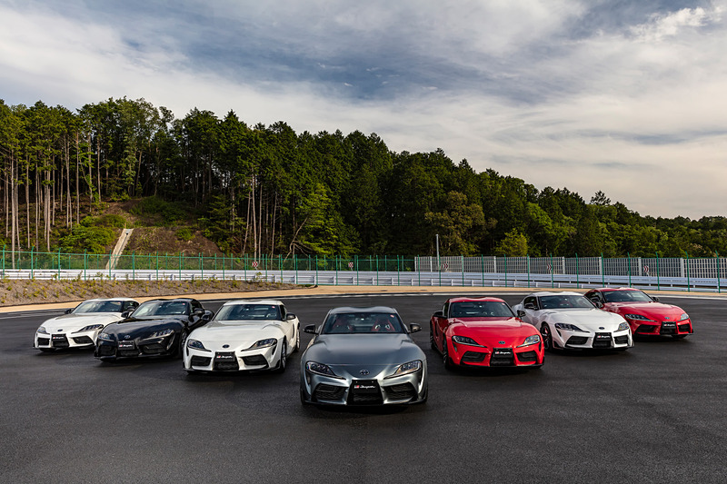 Toyota Technical Center Shimoyamaには直列6気筒 3.0リッター直噴ターボエンジン（340PS/500Nm）を搭載する「RZ」（690万円）、直列4気筒 2.0リッター直噴ターボエンジン（258PS/400Nm）を搭載する「SZ-R」（590万円）、直列4気筒 2.0リッター直噴ターボエンジン（197PS/320Nm）を搭載する「SZ」（490万円）の3グレード全車が用意された