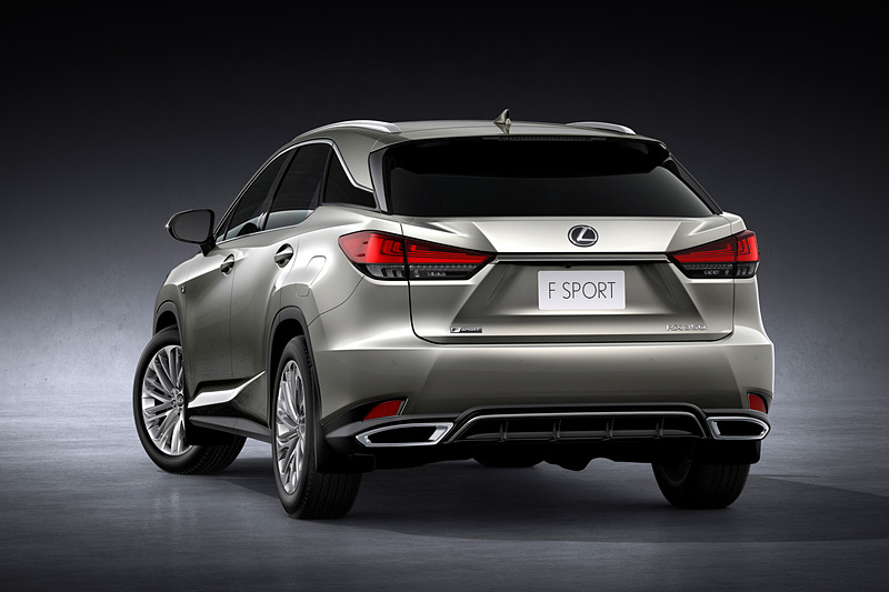 「RX350」（海外モデル・“F SPORT”仕様）